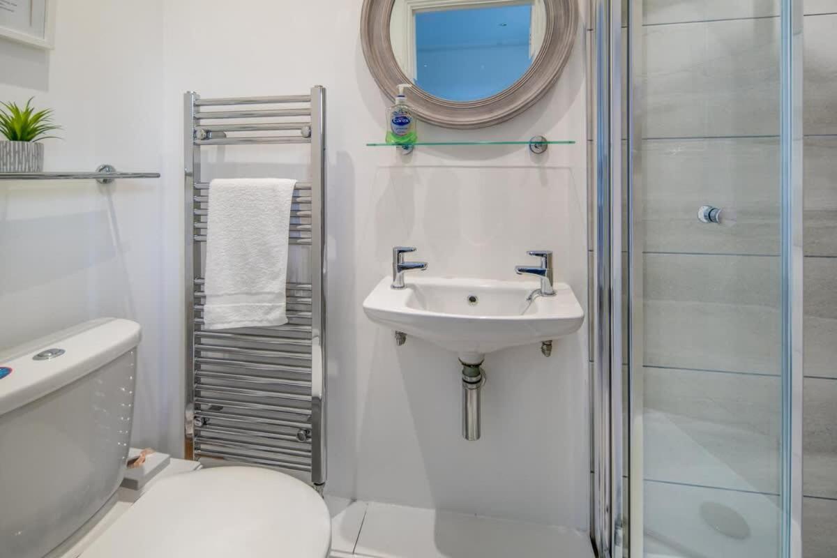 Firefly House Villa Cowes  Kültér fotó