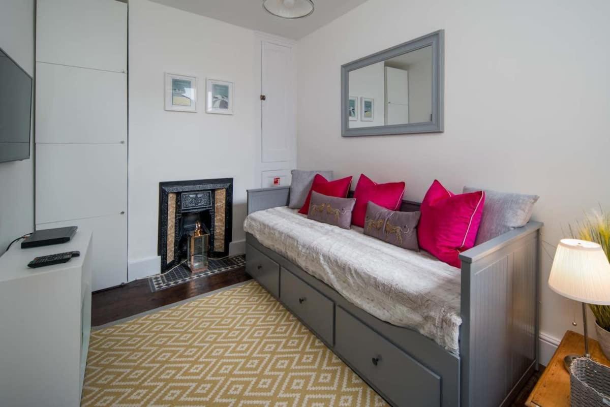 Firefly House Villa Cowes  Kültér fotó